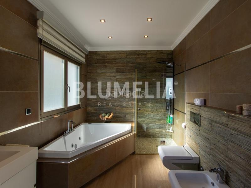 Foto 29690fb5-ddfd-4a2b-a40b-bbe8467349a8. Casa con riscaldamento parcheggio piscina in La Fustera Benissa