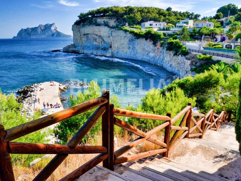 Foto 52de5772-440f-47d4-91f9-331a894cfc31. Casa con riscaldamento parcheggio piscina in La Fustera Benissa