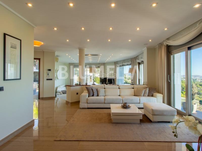 Foto 78d96a93-d90f-4452-abdb-24edbf8d10e2. Casa con riscaldamento parcheggio piscina in La Fustera Benissa