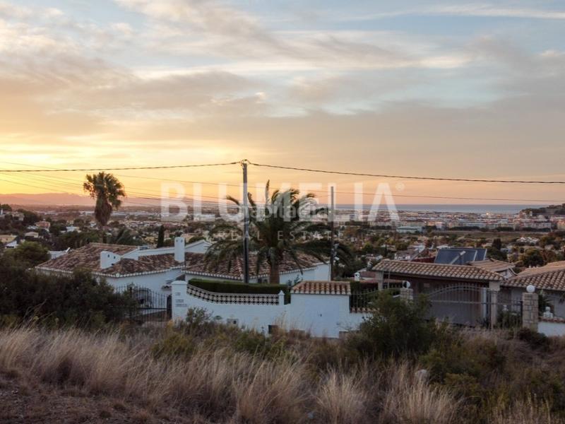 Foto a71d1b9a-2fb9-4a4c-ae6f-a28e9b4671d0. House with parking in Las Rotas / Les Rotes Dénia