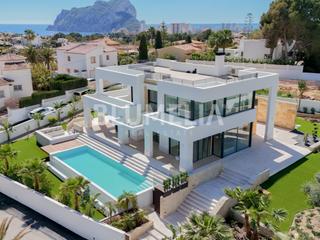Casa a La Fustera. Villa de lujo de nueva construcción con vistas al mar en venta e