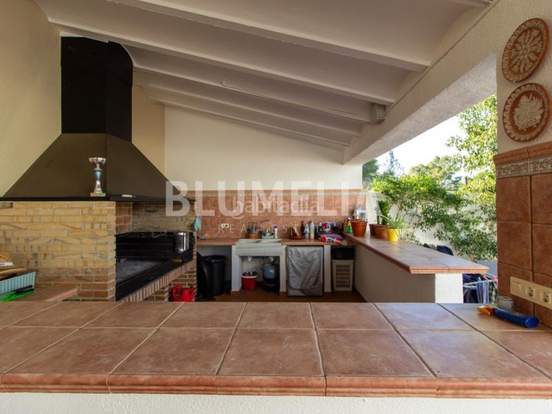 Foto 79deafe5-b2b4-41bb-ad28-573477631896. House with parking pool in Las Rotas / Les Rotes Dénia