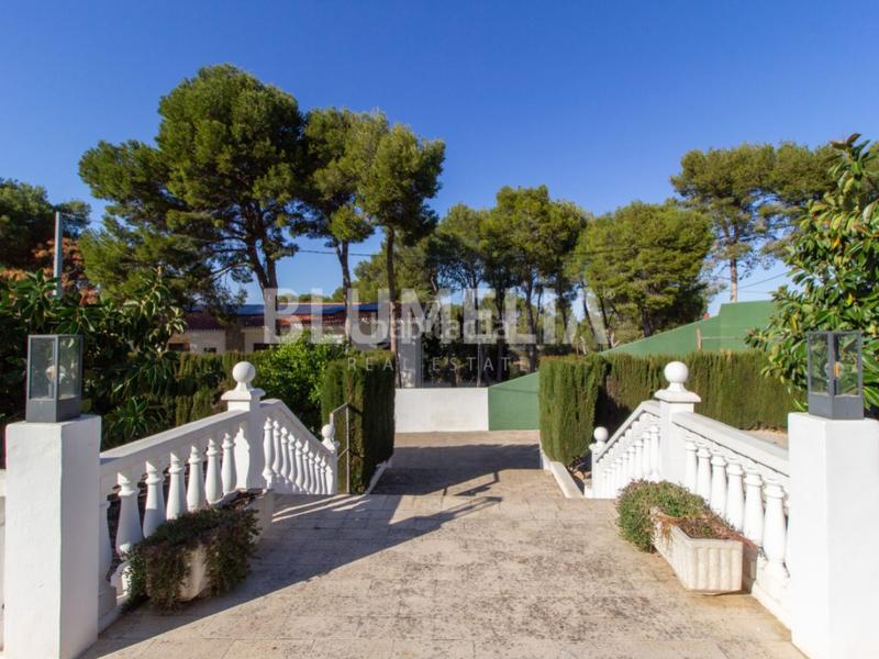 Foto c9792a19-04f8-4b5f-b9f6-d2243715882d. House with parking pool in Las Rotas / Les Rotes Dénia