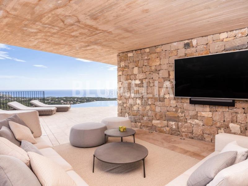 Foto 0a3b9deb-1941-4c35-969d-c85751a628e5. Haus mit heizung parking pool in La Fustera Benissa