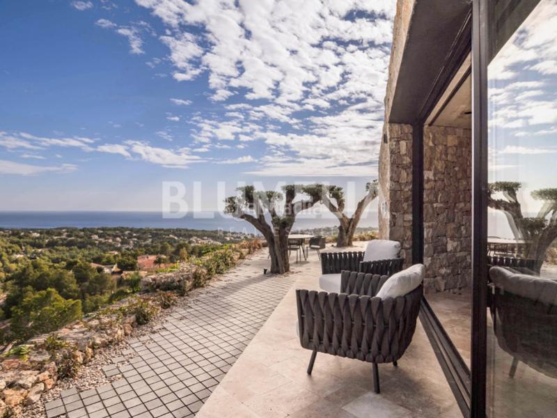 Foto 10ba0b05-bdbc-48d6-84fb-f52d68db428d. Haus mit heizung parking pool in La Fustera Benissa