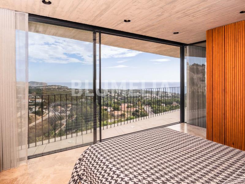 Foto 36cfb1f5-77d9-44f4-9588-6fe7e412b482. Haus mit heizung parking pool in La Fustera Benissa