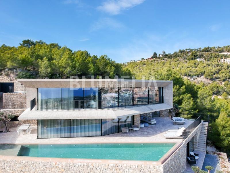 Foto e219c5f6-9729-4059-935a-c3ab1268e596. Haus mit heizung parking pool in La Fustera Benissa