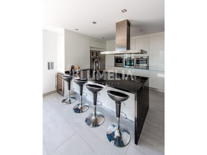 Foto 1e69739c-697c-4584-8823-427df732bb8c. House with heating parking pool in Canuta Calp