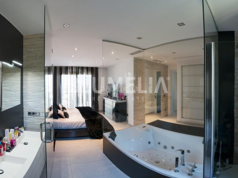 Foto 363539d4-472b-4e24-9685-8c38a8934c2a. House with heating parking pool in Canuta Calp