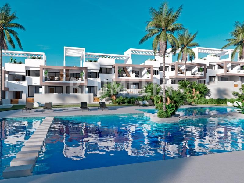 Foto 47d7ccb9-919c-4012-b543-fcc0301985e3. Appartamento con piscina in balcón de Finestrat-terra marina Finestrat