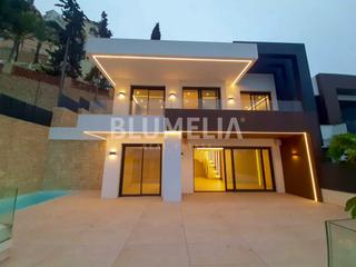 Appartement à Cala Finestrat. Ático duplex de lujo en 1 linea de playa en venta en benidorm