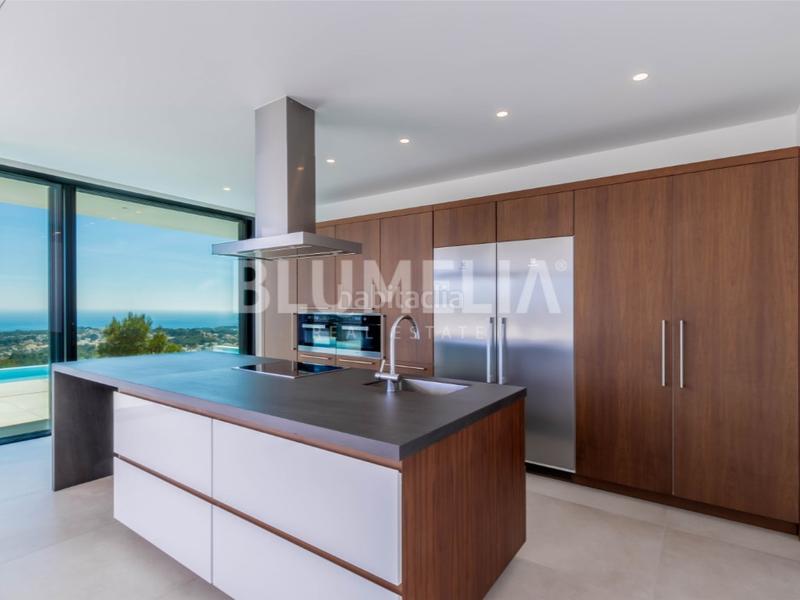 Foto cd7678f0-4545-4196-b15b-5f49af96f489. Haus mit heizung parking pool in La Fustera Benissa