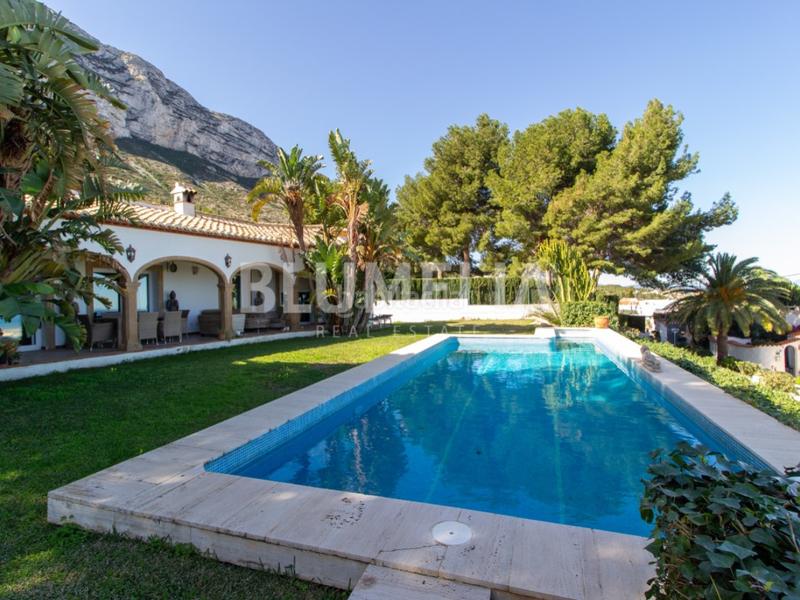 Foto 343b7246-9da8-4644-b856-32f6495298ca. Casa amb calefacció aparcament piscina a El Montgó Dénia