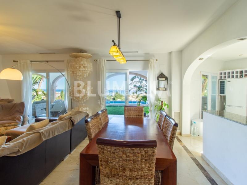 Foto 3c1062ea-a406-4340-9859-97d7f833cdb2. Casa amb calefacció aparcament piscina a El Montgó Dénia