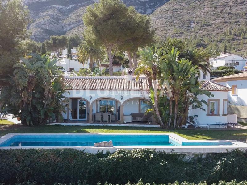 Foto 88bdf87f-af03-417d-8954-a996c92b1300. Casa amb calefacció aparcament piscina a El Montgó Dénia