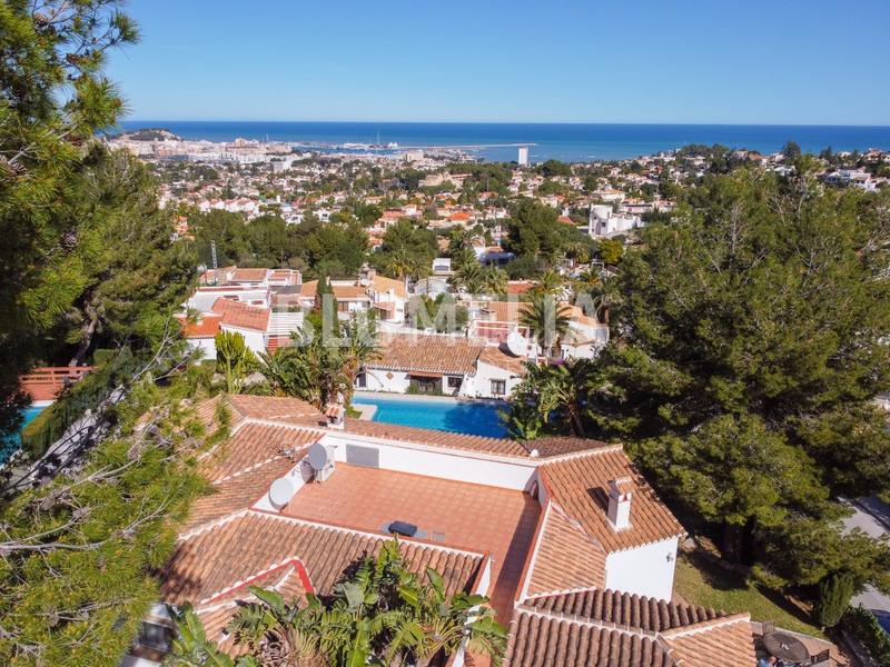 Foto 8a814819-ebf5-4150-ac4f-c8645d03b61d. Casa amb calefacció aparcament piscina a El Montgó Dénia