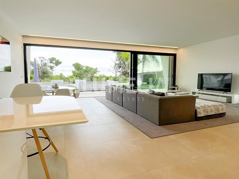 Foto 773bba12-778a-4f57-8ee5-442fd01588e7. Casa amb calefacció aparcament piscina a Golf Bahía Finestrat