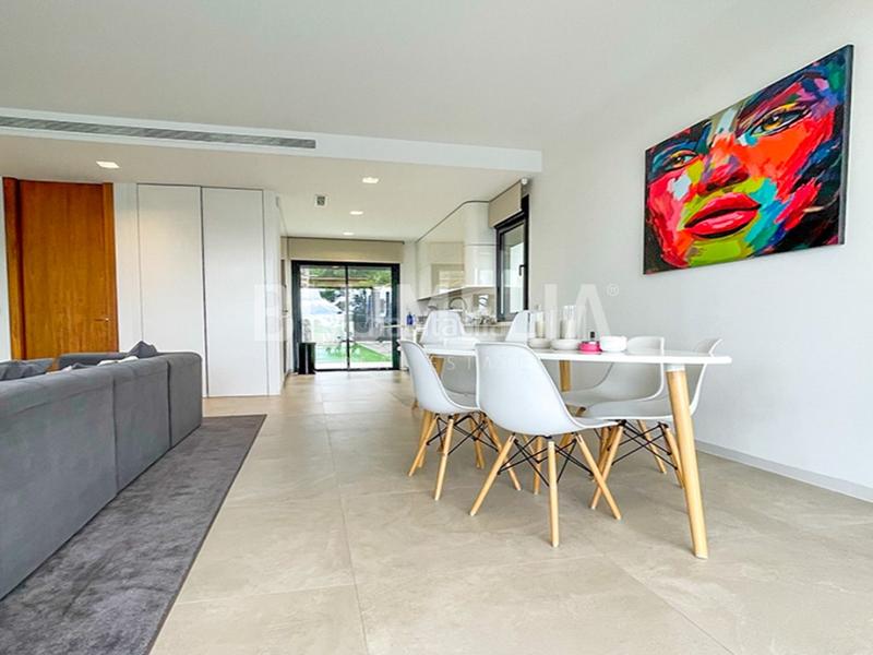 Foto d9beedfd-4294-491a-9b02-b67a088b5162. Casa amb calefacció aparcament piscina a Golf Bahía Finestrat