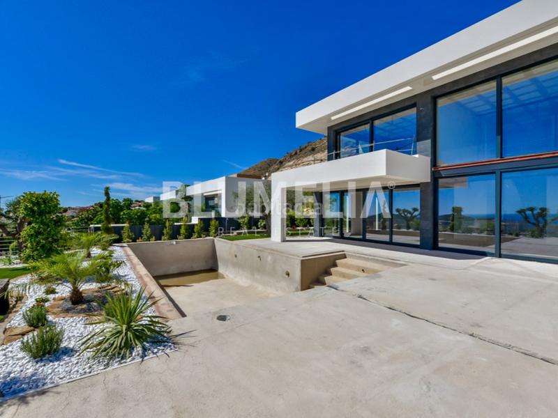 Foto 2a273a33-fa9a-4854-84c4-8a3223822968. Casa con parcheggio in Golf Bahía Finestrat