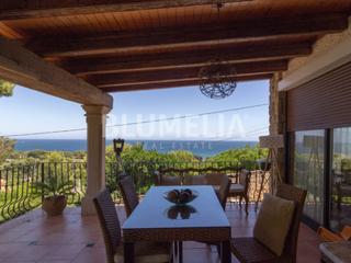Xalet a Las Rotas / Les Rotes. Villa mediterránea con vistas al mar en venta en las rotas, déni