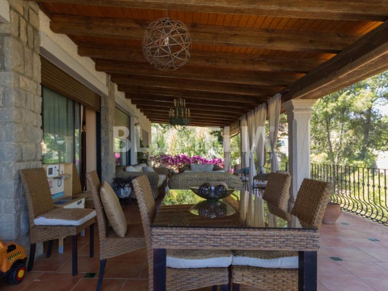 Foto 5e3d2bea-e201-4450-bceb-d0bc96e797db. Chalet avec chauffage parking piscine dans Las Rotas / Les Rotes Dénia