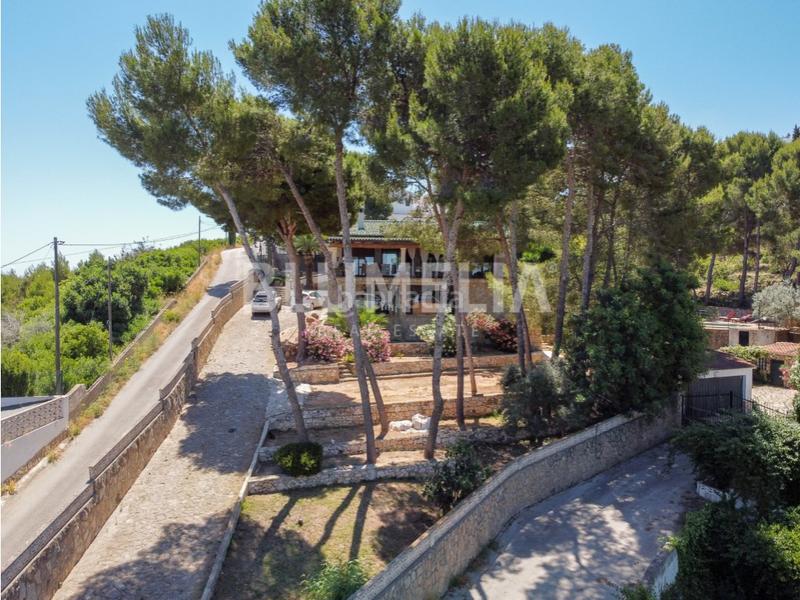 Foto 66c5e45d-5e57-4ad2-9bdb-c7f2ec57a4f7. Chalet avec chauffage parking piscine dans Las Rotas / Les Rotes Dénia