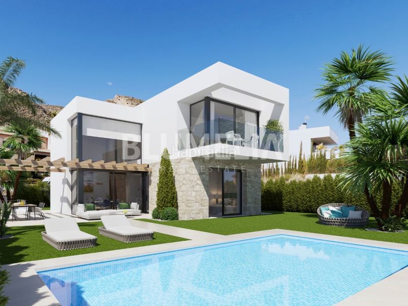 Foto f89f607e-fb4f-4f47-b121-23bc3bb24512. Casa amb aparcament piscina a Golf Bahía Finestrat