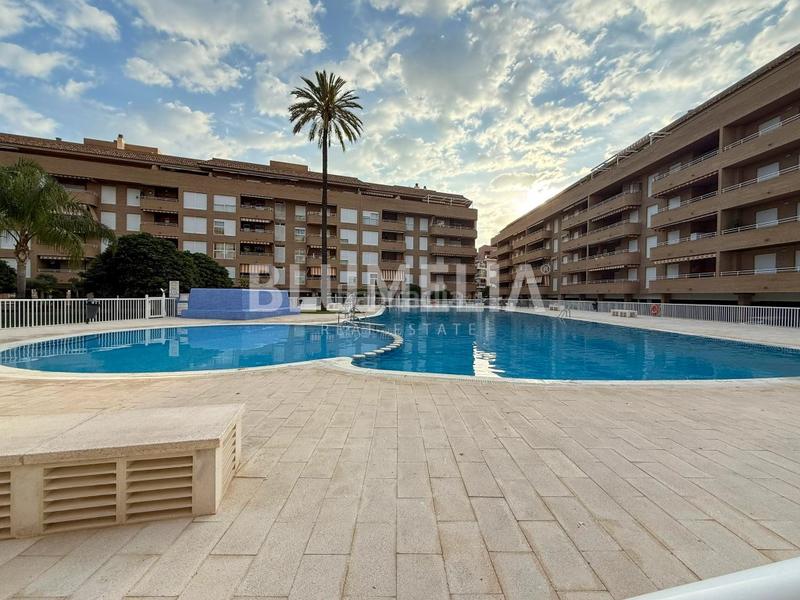Foto cec03244-f3eb-46da-a7e5-1c937d5ecd27. Location appartement avec chauffage parking piscine dans Dénia