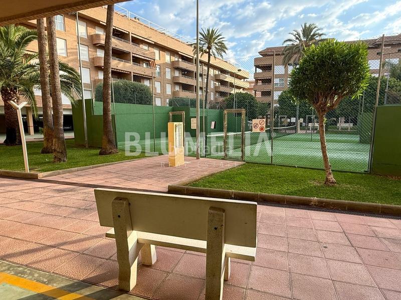 Foto 2555825f-3b42-4172-8220-fde286e23f3c. Miete appartement mit heizung parking pool in Centro Urbano Dénia