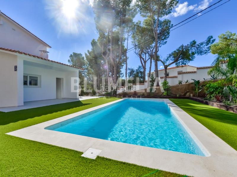 Foto fa6be873-df96-469a-a3b8-1d9d2f490e7d. Casa amb aparcament piscina a Altea ciudad Altea