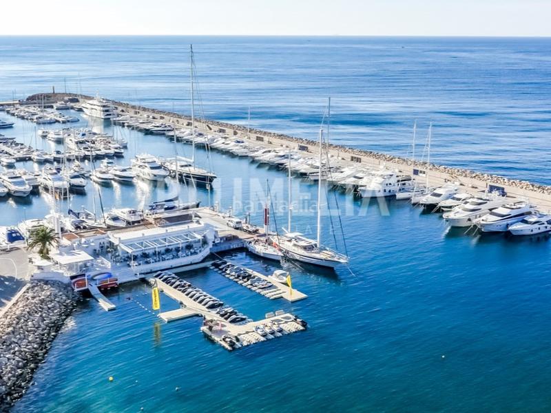 Foto d993cede-ea24-49db-ac10-b7b4c6ef6d38. House with heating parking pool in Altea la vella Altea