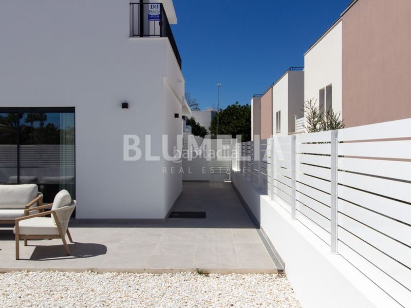 Foto 0273f4ec-f783-47dc-80a8-9beaed20856a. Casa amb calefacció aparcament piscina a El Montgó Dénia