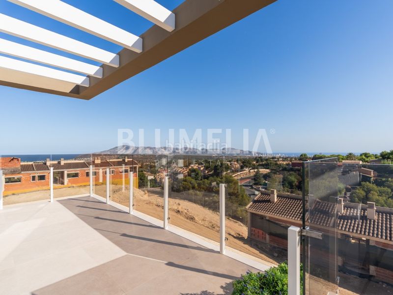 Foto 0dc07825-dac3-41b8-8842-afcb2b255c4e. Casa amb calefacció aparcament piscina a La Nucia Pueblo Nucia (la)