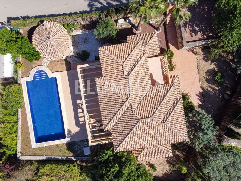 Foto 1590d4dd-fe38-4293-969f-80bd4cd15f85. Casa amb aparcament piscina a La Pedrera-Vessanes Dénia