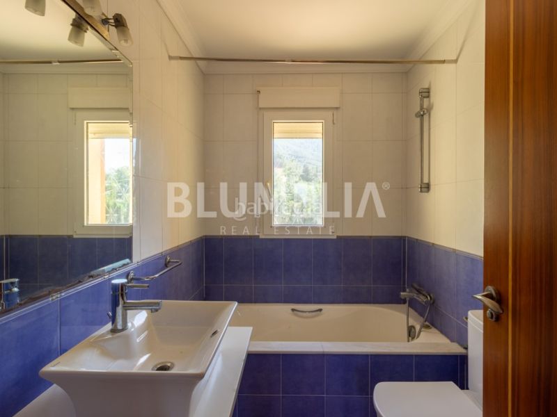 Foto 41f87eee-bd87-405d-88e1-8a3c3a39b2fa. Casa amb aparcament piscina a La Pedrera-Vessanes Dénia