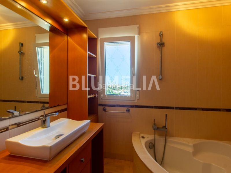 Foto 4f594261-5855-46a3-a7b7-7c093ab48e5d. Casa amb aparcament piscina a La Pedrera-Vessanes Dénia