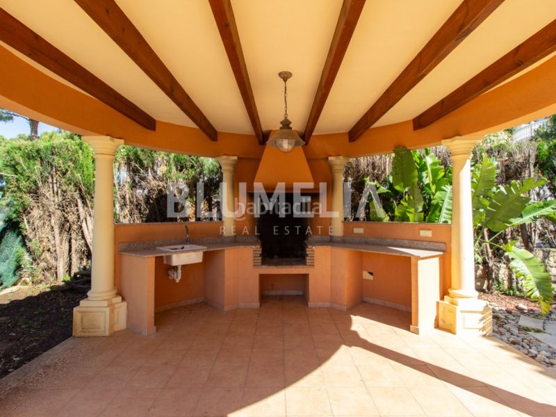 Foto 597c0829-d4f9-4a4e-b7b6-d39fc86ae5c1. Casa amb aparcament piscina a La Pedrera-Vessanes Dénia