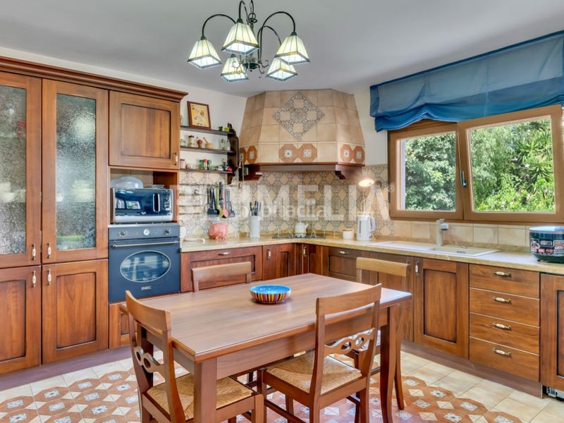 Foto 4ff7993b-2d8a-48e1-891d-a8d9833b5498. Casa amb aparcament piscina a Las Rotas / Les Rotes Dénia