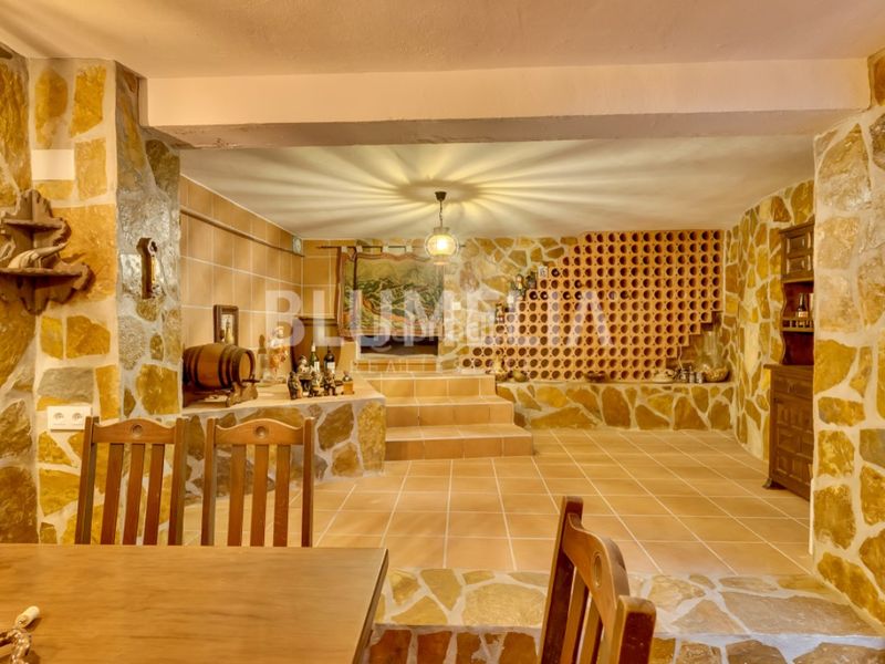 Foto 50a42364-7f85-4bff-ab52-05998411388b. Casa amb aparcament piscina a Las Rotas / Les Rotes Dénia