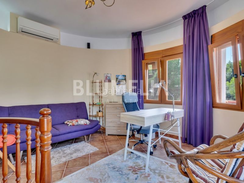 Foto f8db3ce9-b5e2-41fb-afe6-be2c1699b4bf. Casa amb aparcament piscina a Las Rotas / Les Rotes Dénia