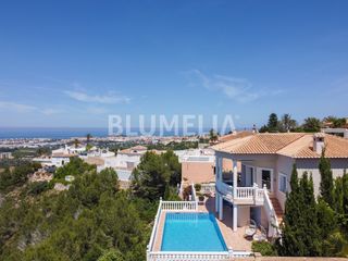 Haus  Calle hebe. Villa mediterránea con vistas panorámicas al mar en venta en dén