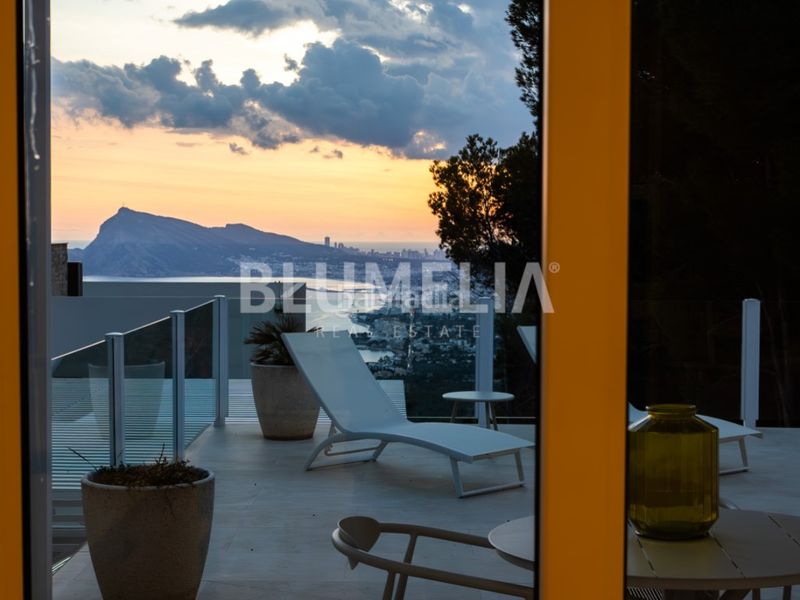 Foto 8d2c704d-ab4e-480e-962c-daadbd13d798. Casa amb calefacció a Altea hills Altea