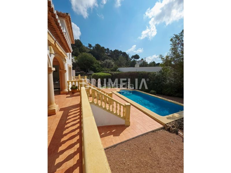 Foto eeb18159-202a-4055-901e-e6e3f8de7a0e. Casa amb calefacció aparcament piscina a Paichi Moraira