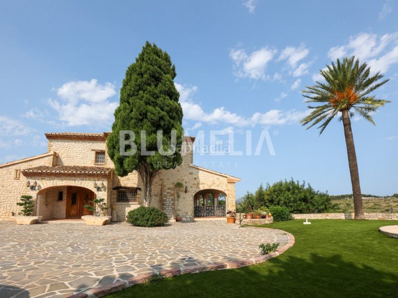 Foto b1a2eb5d-f31b-49cb-9880-776f0ff3e2f9. Masia amb calefacció aparcament piscina a Benissa pueblo Benissa