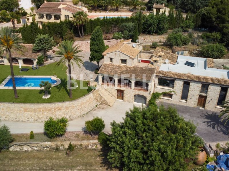 Foto edc5307d-1c8c-4101-a9b1-dfa7fd067177. Masia amb calefacció aparcament piscina a Benissa pueblo Benissa