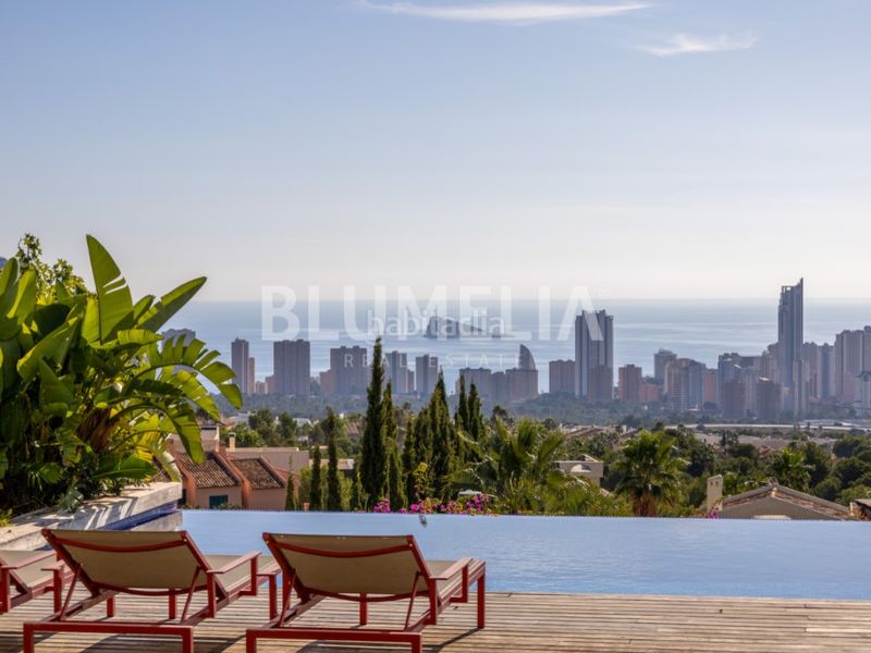 Foto 11577973-d8fb-484f-8bac-0d0deef3d505. Casa amb calefacció aparcament piscina a Golf Bahía Finestrat