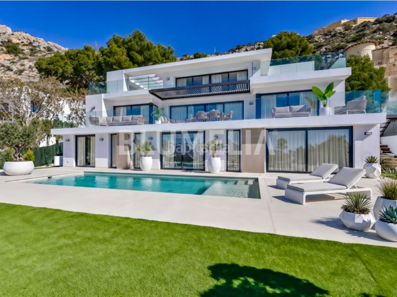 Foto 4a682e10-88f3-4cc0-b65c-04c7d221b688. Casa amb calefacció aparcament piscina a Altea hills Altea