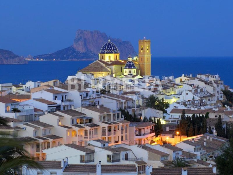 Foto b3e57acf-a9ae-45ce-ba32-1bf17931baea. Casa amb calefacció aparcament piscina a Altea hills Altea