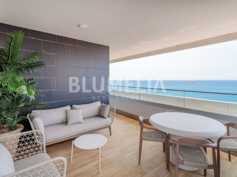 Foto 1b1d8693-e307-4b59-9dcf-7ad49442c4a3. Apartament amb calefacció aparcament piscina a Playa Poniente Benidorm