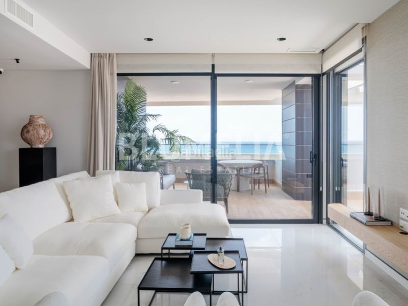 Foto 3456d39b-7e5c-4805-807f-71a33f76ab9f. Apartament amb calefacció aparcament piscina a Playa Poniente Benidorm